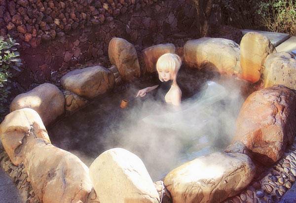 Cosplay福利/日本动画《fate》女主角saber泳装cosplay