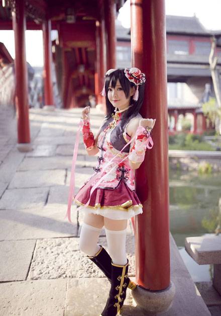 Cosplay福利/清纯萌妹矢泽妮可旗袍觉醒cosplay