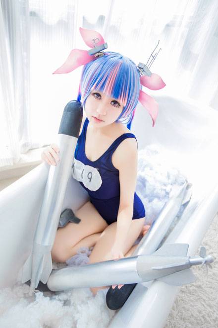 Cosplay福利/贫乳少女舰娘伊19死库水COS