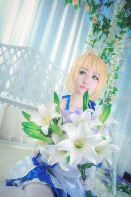 Cosplay福利/《Fate》Saber蓝百合白丝礼服cosplay