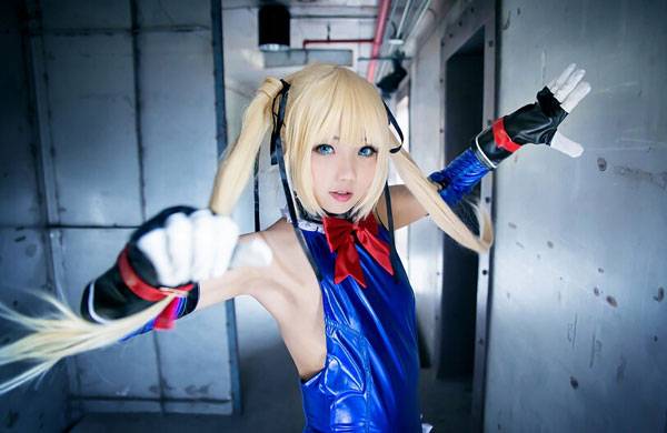 Cosplay福利/绚濑绘里开胸毛衣同人cosplay