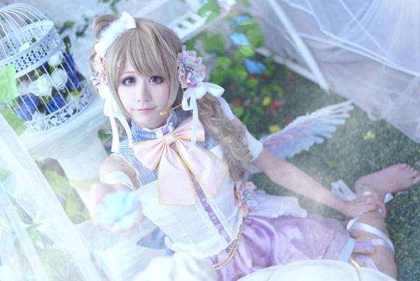 Cosplay福利/《全职猎人》亚路嘉·揍敌客COS