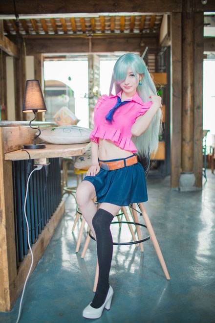 Cosplay福利/甜美萌妹《七原罪》伊丽莎白COS