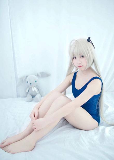 Cosplay福利/《Fate》Saber蓝百合白丝礼服Cos