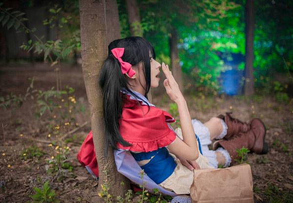 Cosplay福利/矢泽妮可小红帽&东条希精美COS