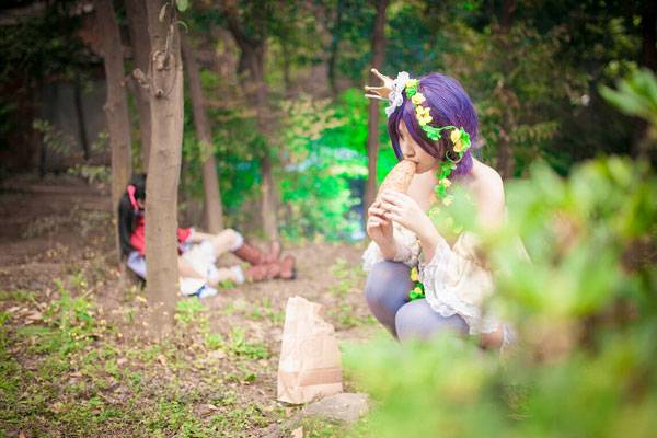 Cosplay福利/矢泽妮可小红帽&东条希精美COS