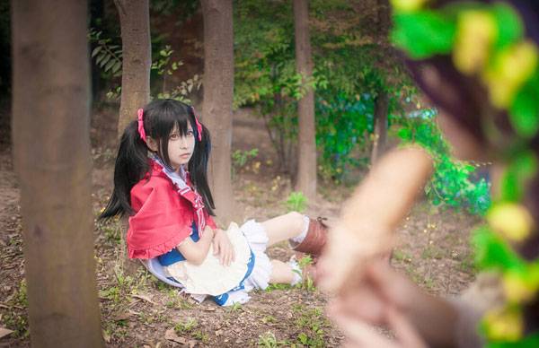 Cosplay福利/矢泽妮可小红帽&东条希精美COS