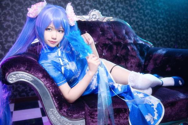 Cosplay福利/《VOCALOID》MIKU白丝旗袍COS