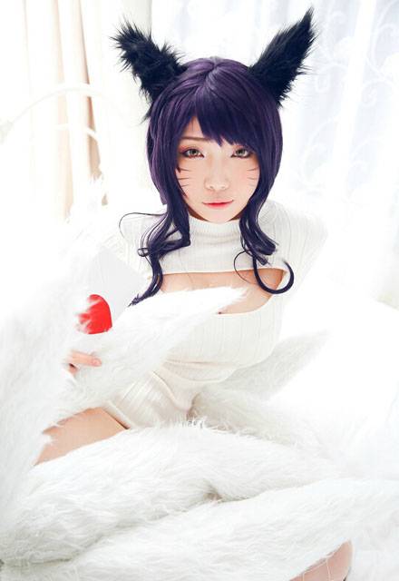 Cosplay福利/《英雄联盟》阿狸同人画版COS