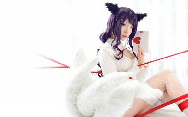 Cosplay福利/《英雄联盟》阿狸同人画版COS