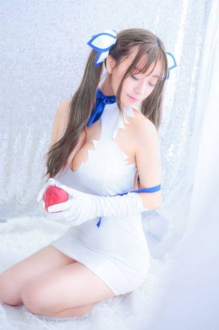 Cosplay福利/《英雄联盟》阿狸同人画版COS