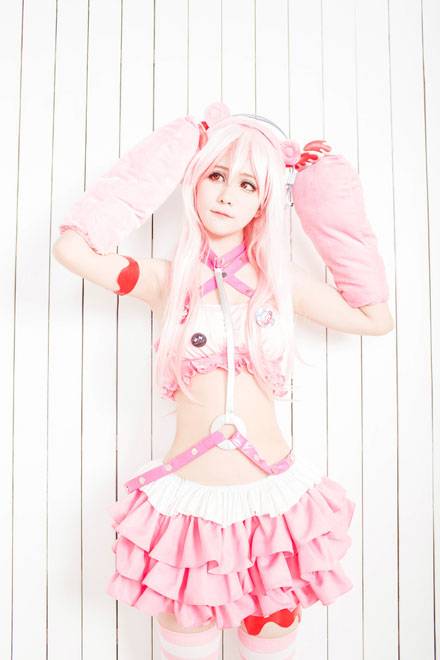 Cosplay福利/《监狱学园》白木牙衣子福利COS