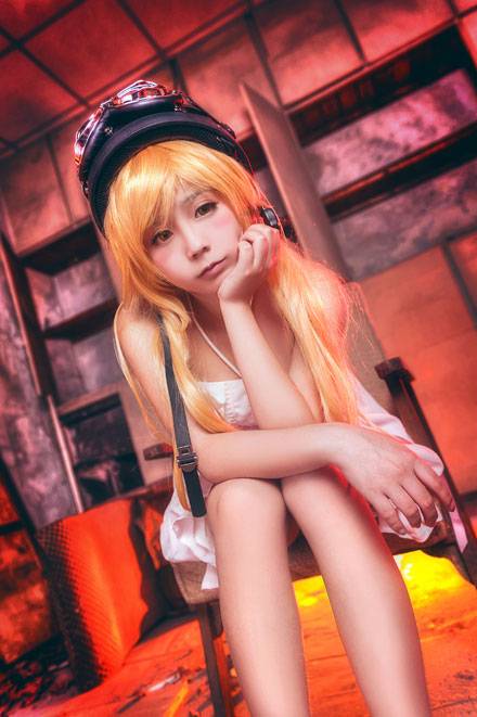 Cosplay福利/《伪物语》忍野忍神还原COS