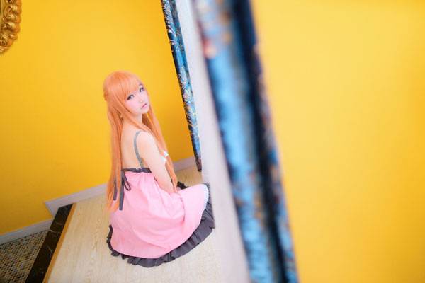 Cosplay福利/清纯萌妹亚丝娜睡衣COS