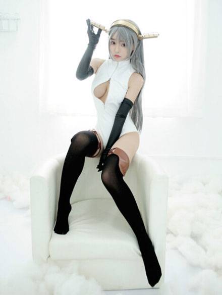 Cosplay福利/柳侑绮舰娘榛名开胸泳衣福利cos