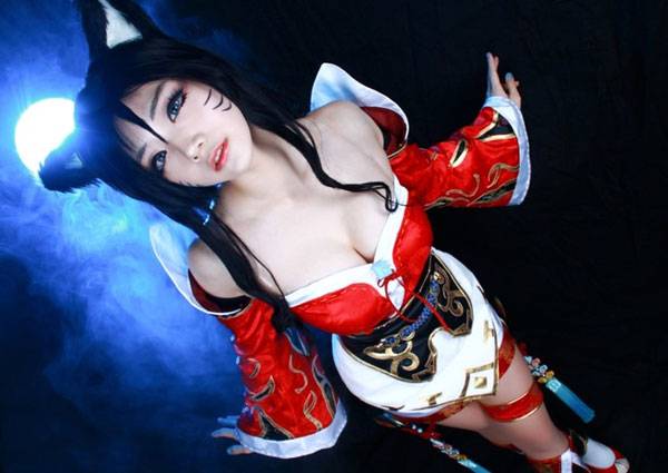 Cosplay福利/LOL九尾妖狐阿狸性感COS