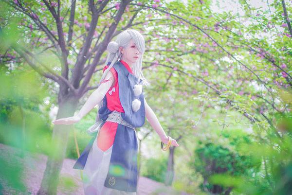 Cosplay福利/LOL九尾妖狐阿狸性感COS