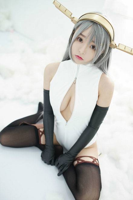 Cosplay福利/柳侑绮舰娘榛名开胸泳衣福利cos