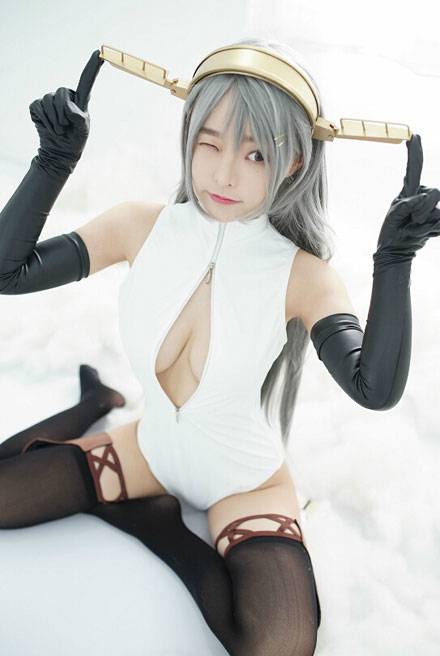 Cosplay福利/柳侑绮舰娘榛名开胸泳衣福利cos