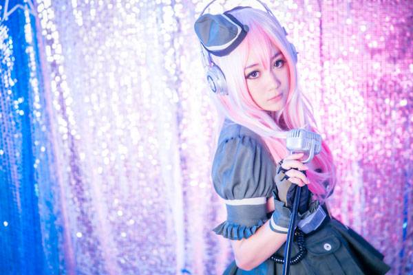 Cosplay福利/美少女索尼子军装COS