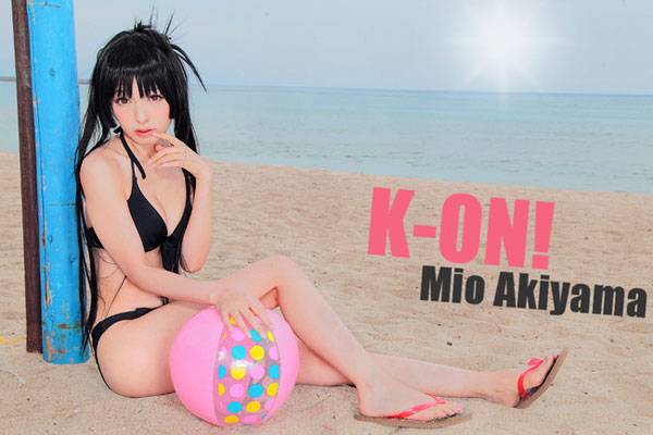 Cosplay福利/《轻音少女》秋山澪比基尼COS