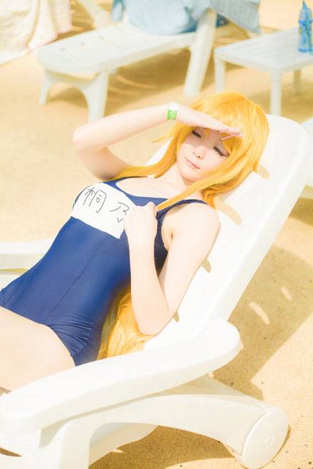 Cosplay福利/《轻音少女》秋山澪比基尼COS
