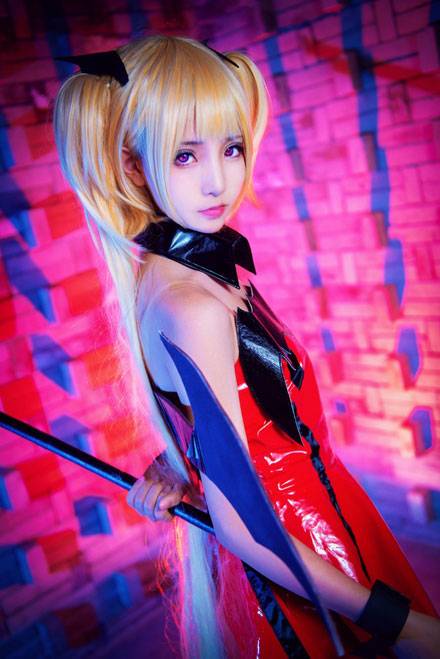 Cosplay福利/《守护甜心》星那歌呗COS