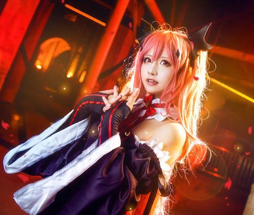 Cosplay福利/贫乳萌妹miku比基尼手办cos