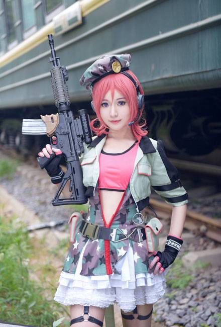 Cosplay福利/西木野真姬军服觉醒COS