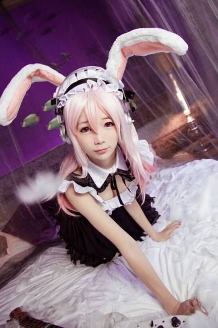 Cosplay福利/黑丝萌妹索尼子兔耳女仆装COS