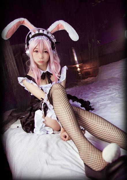 Cosplay福利/黑丝萌妹索尼子兔耳女仆装COS