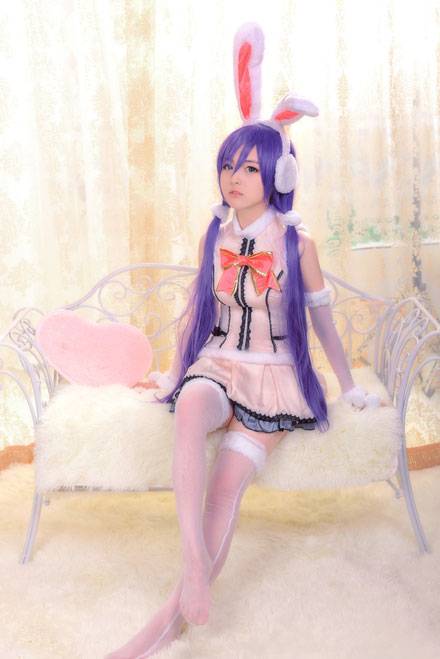 Cosplay福利/《Love Live！》东条希白兔Cos