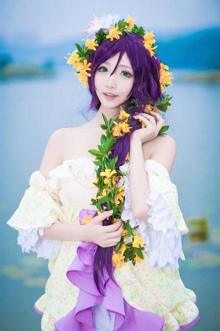 Cosplay福利/啾小妍SAMA东条希长发公主COS