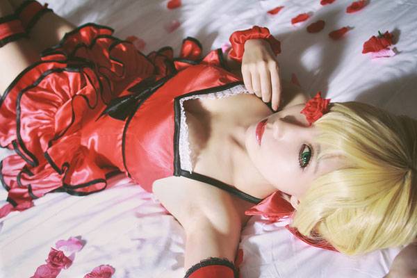 Cosplay福利/《Fate》尼禄深红现代装Cos
