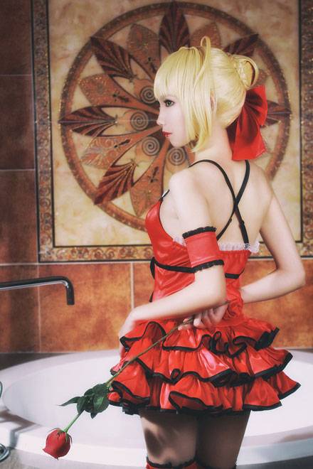 Cosplay福利/《Fate》尼禄深红现代装Cos
