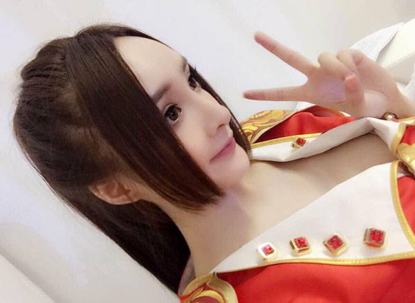 Cosplay福利/2015CJ中国手游展台《拳皇HD》COS