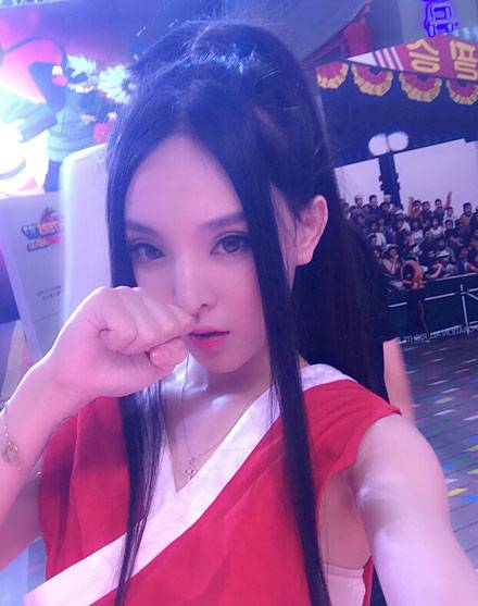 Cosplay福利/2015CJ中国手游展台《拳皇HD》COS