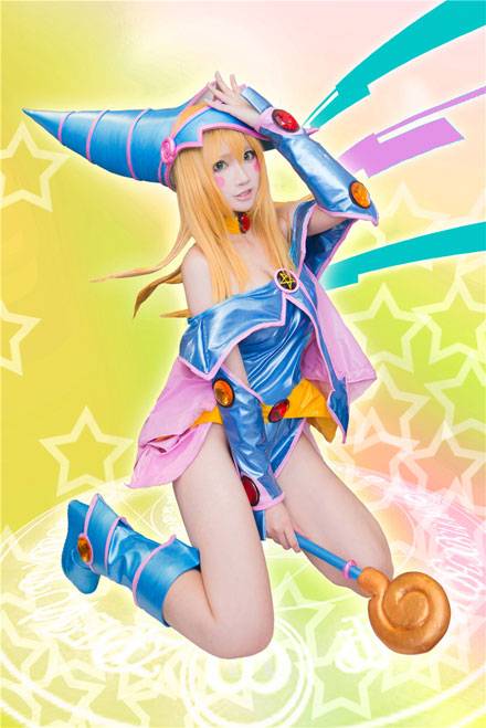 Cosplay福利/《游戏王》黑魔导女孩精美cos