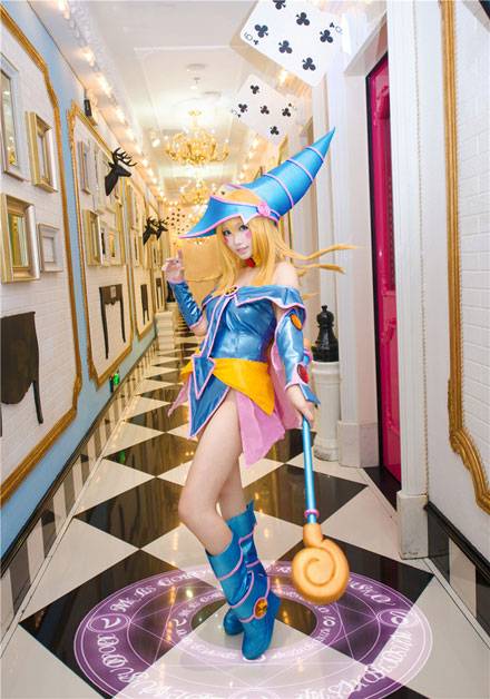 Cosplay福利/《游戏王》黑魔导女孩精美cos