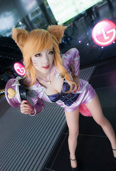 Cosplay福利/Miyuko《英雄联盟》偶像歌手阿狸Cos