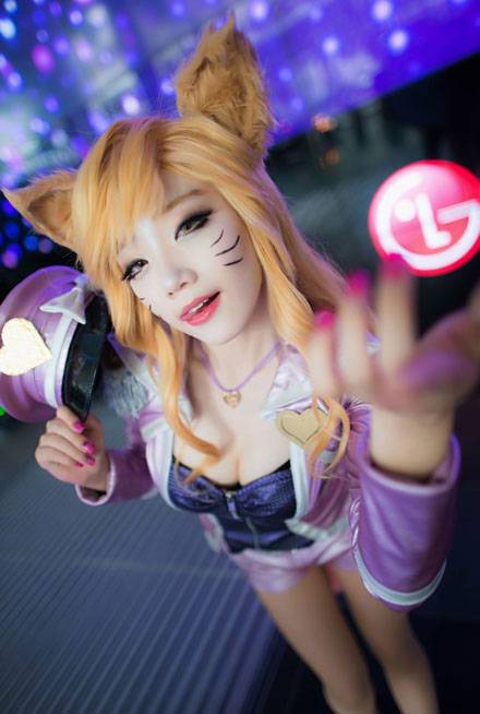Cosplay福利/Miyuko《英雄联盟》偶像歌手阿狸Cos