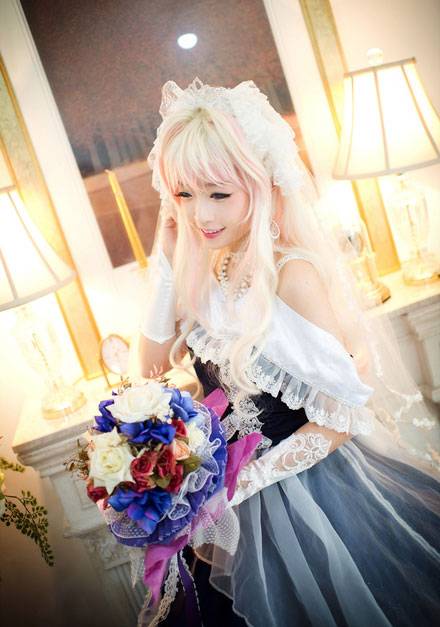 Cosplay福利/螺旋猫Tomia雪莉露婚纱Cosplay