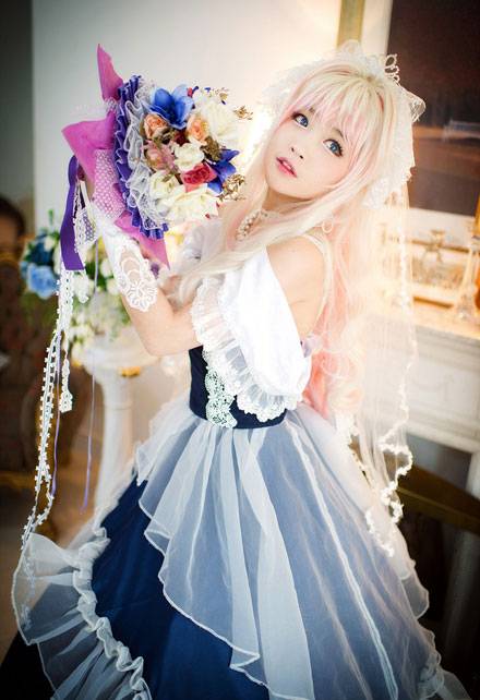 Cosplay福利/螺旋猫Tomia雪莉露婚纱Cosplay