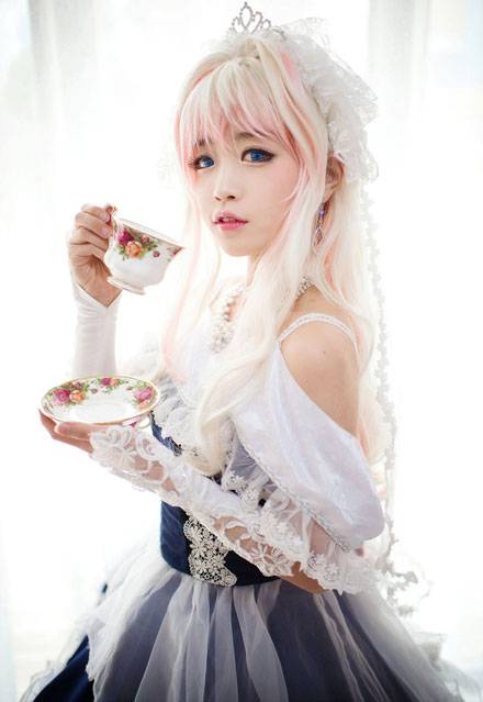 Cosplay福利/螺旋猫Tomia雪莉露婚纱Cosplay