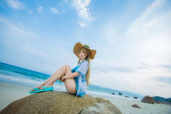 Cosplay福利/《Love Live！》南小鸟泳装Cos