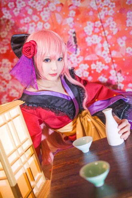 Cosplay福利/夏小薇LOL厄运小姐性感COS