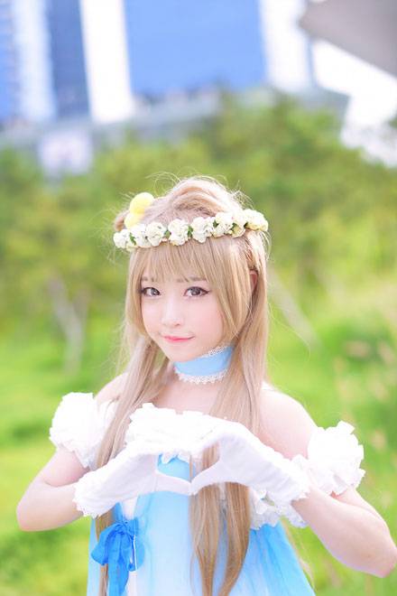 Cosplay福利/螺旋猫Tomia南小鸟白色情人节Cos