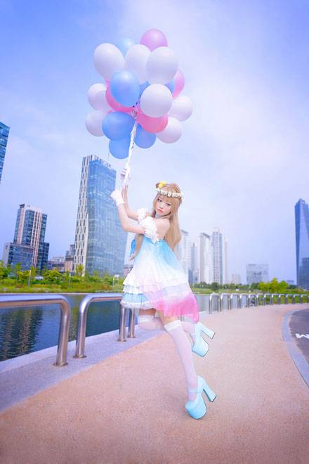 Cosplay福利/螺旋猫Tomia南小鸟白色情人节Cos