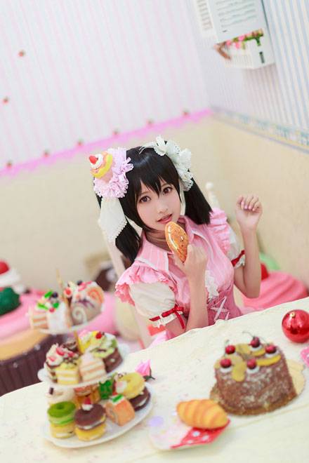 Cosplay福利/萌妹《Live Love!》矢泽妮可COS