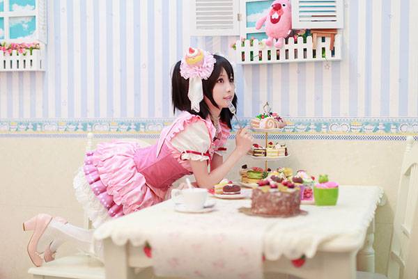 Cosplay福利/萌妹《Live Love!》矢泽妮可COS